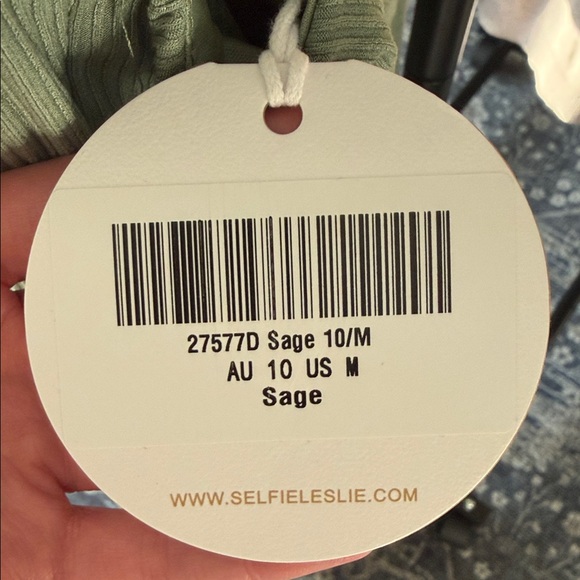 Selfie Leslie Sage Green Midi Dress - Picture 3 of 3